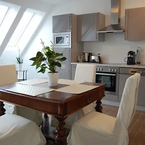 Alga Am Westbahnhof Apartament Viena